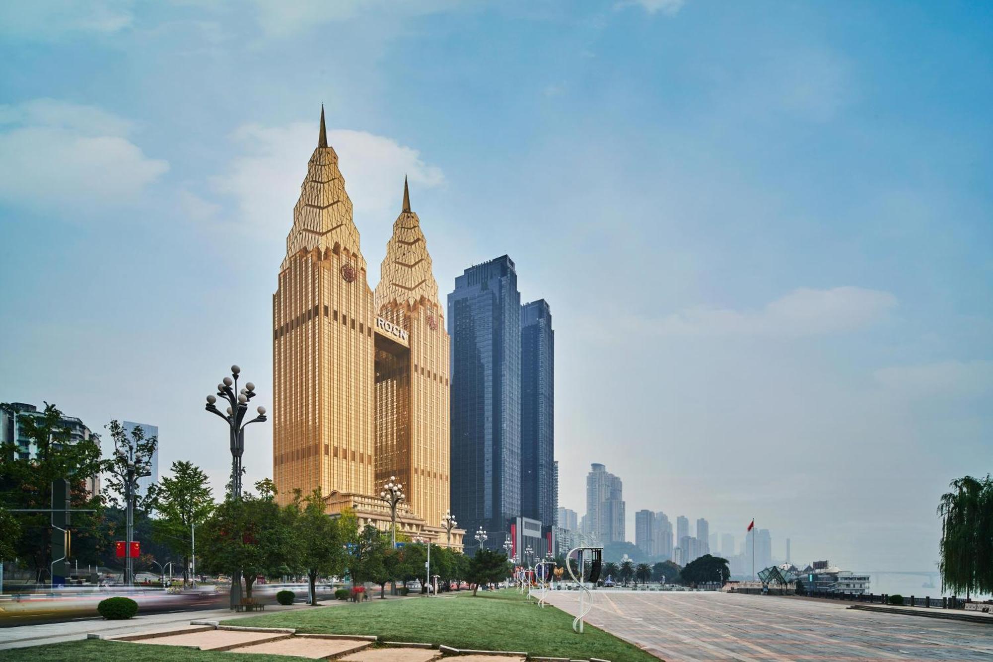 Sheraton Chongqing Hotel Exterior photo